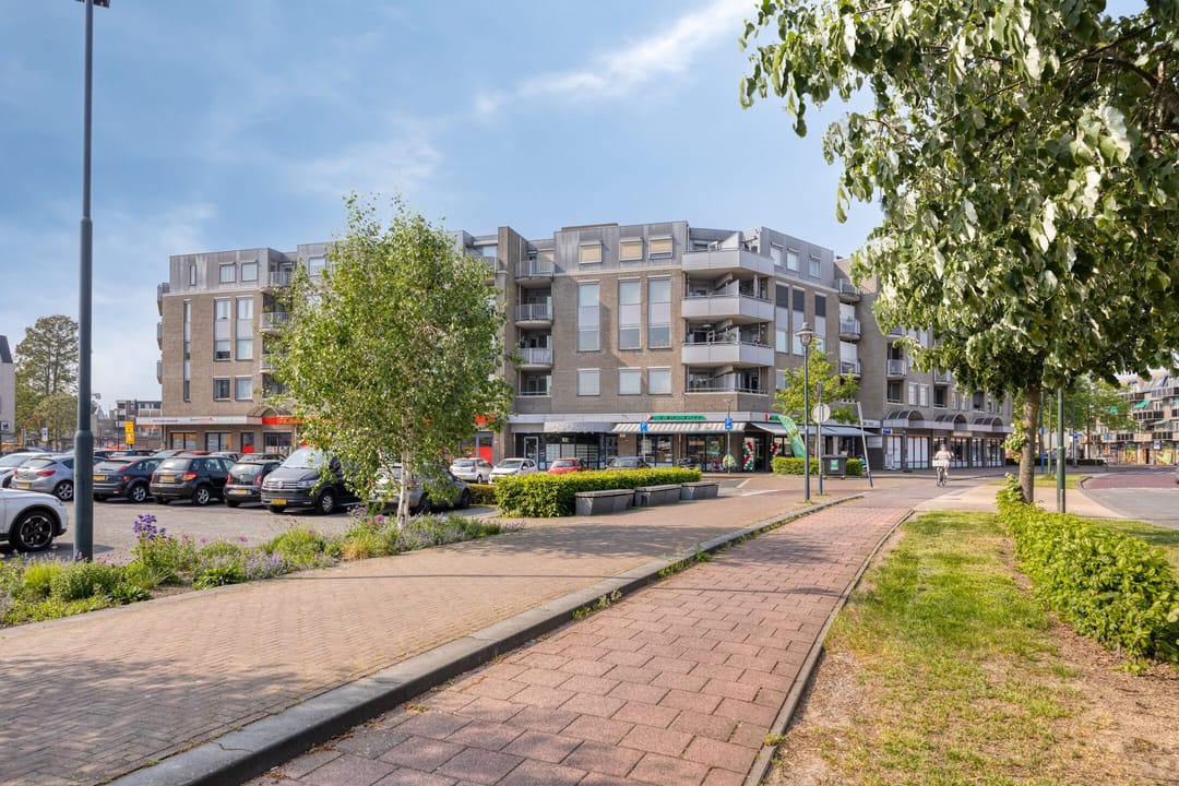 Foto 1 van Stadhuisplein 127