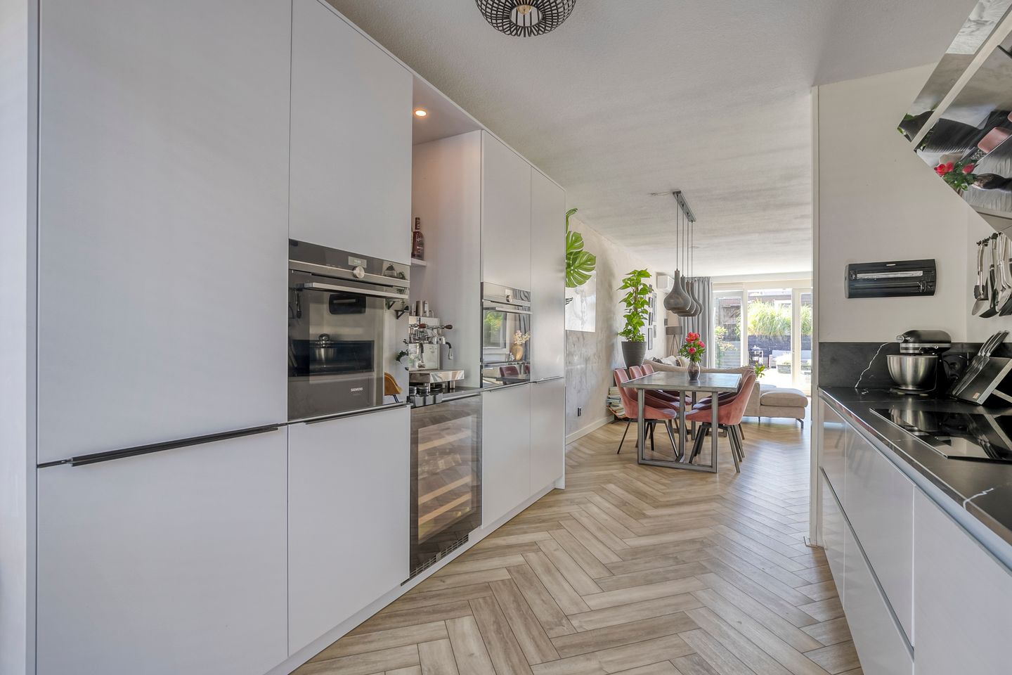 Photo 10 of Luxemburgstraat 69