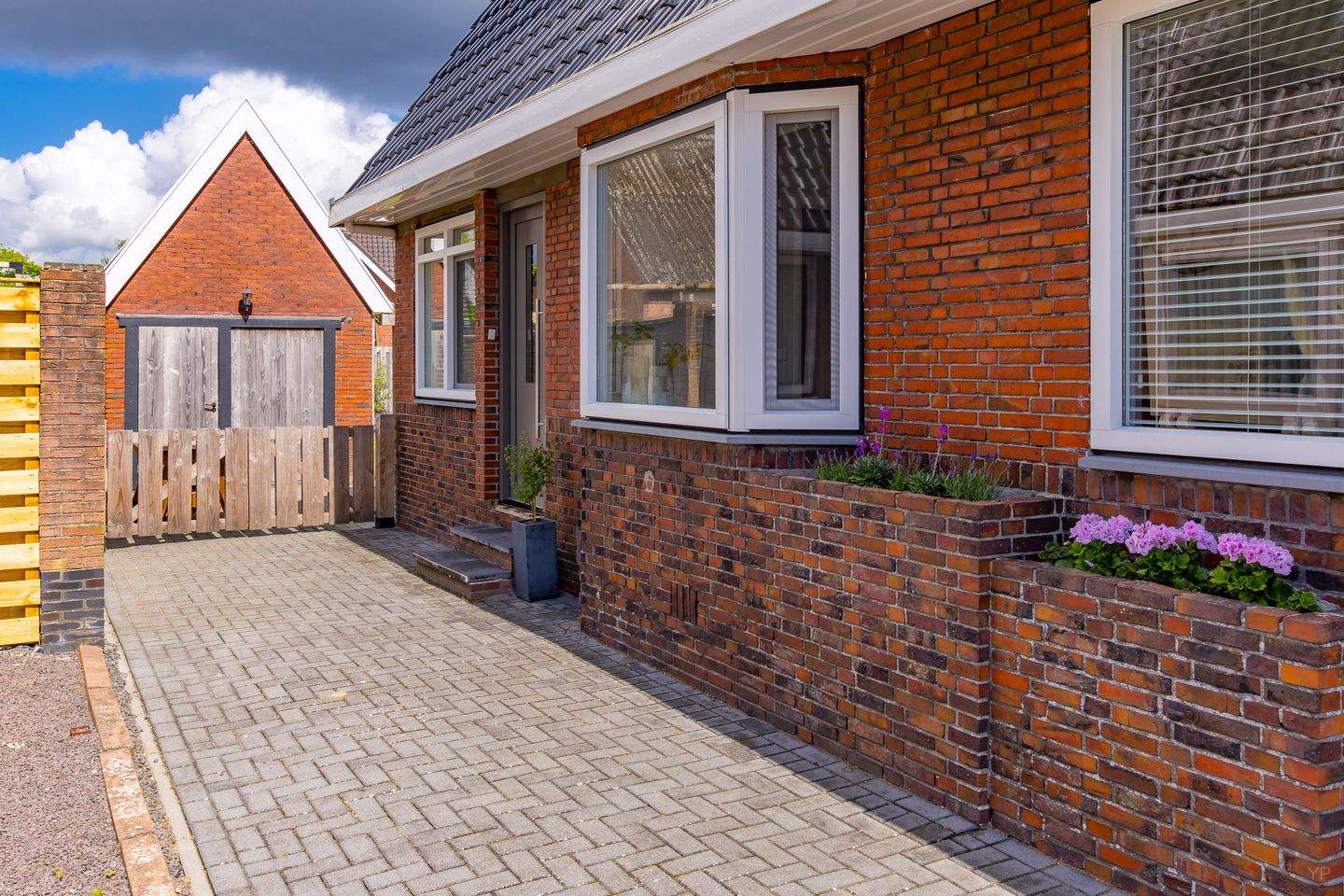 Photo 10 of Meidoornstraat 3