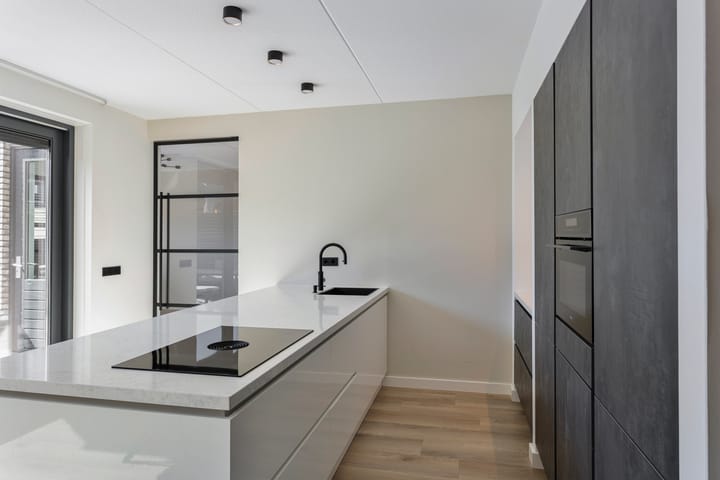 Foto 16 van Trechterbeker 64