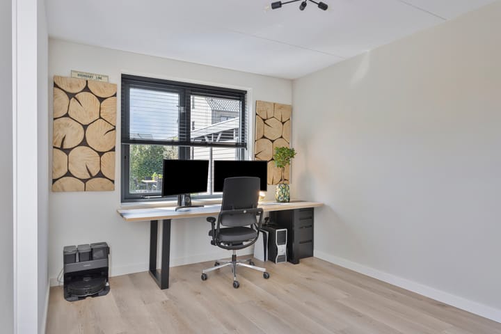 Foto 23 van Trechterbeker 64