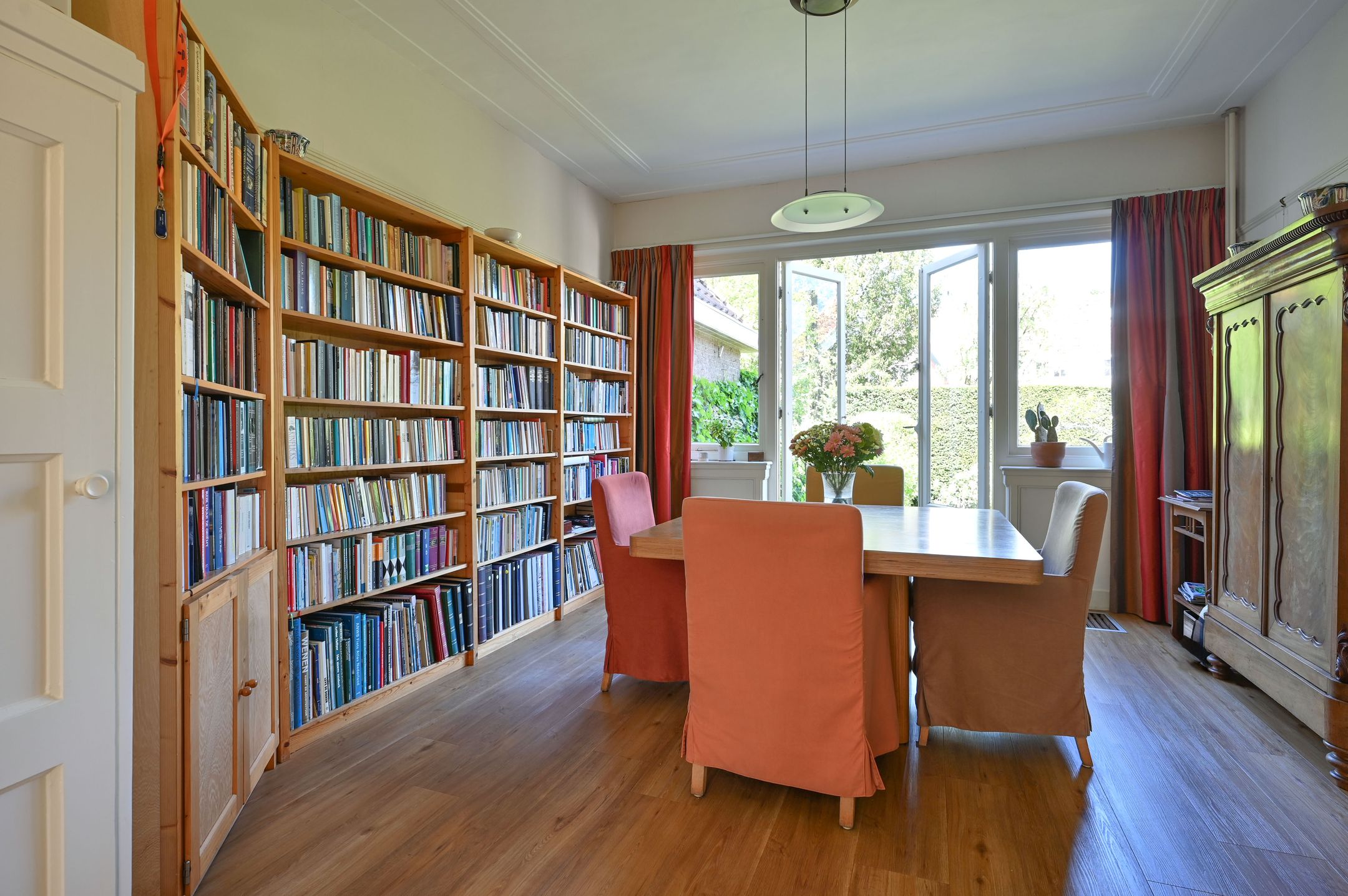 Photo 12 of Burgemeester s'Jacoblaan 9