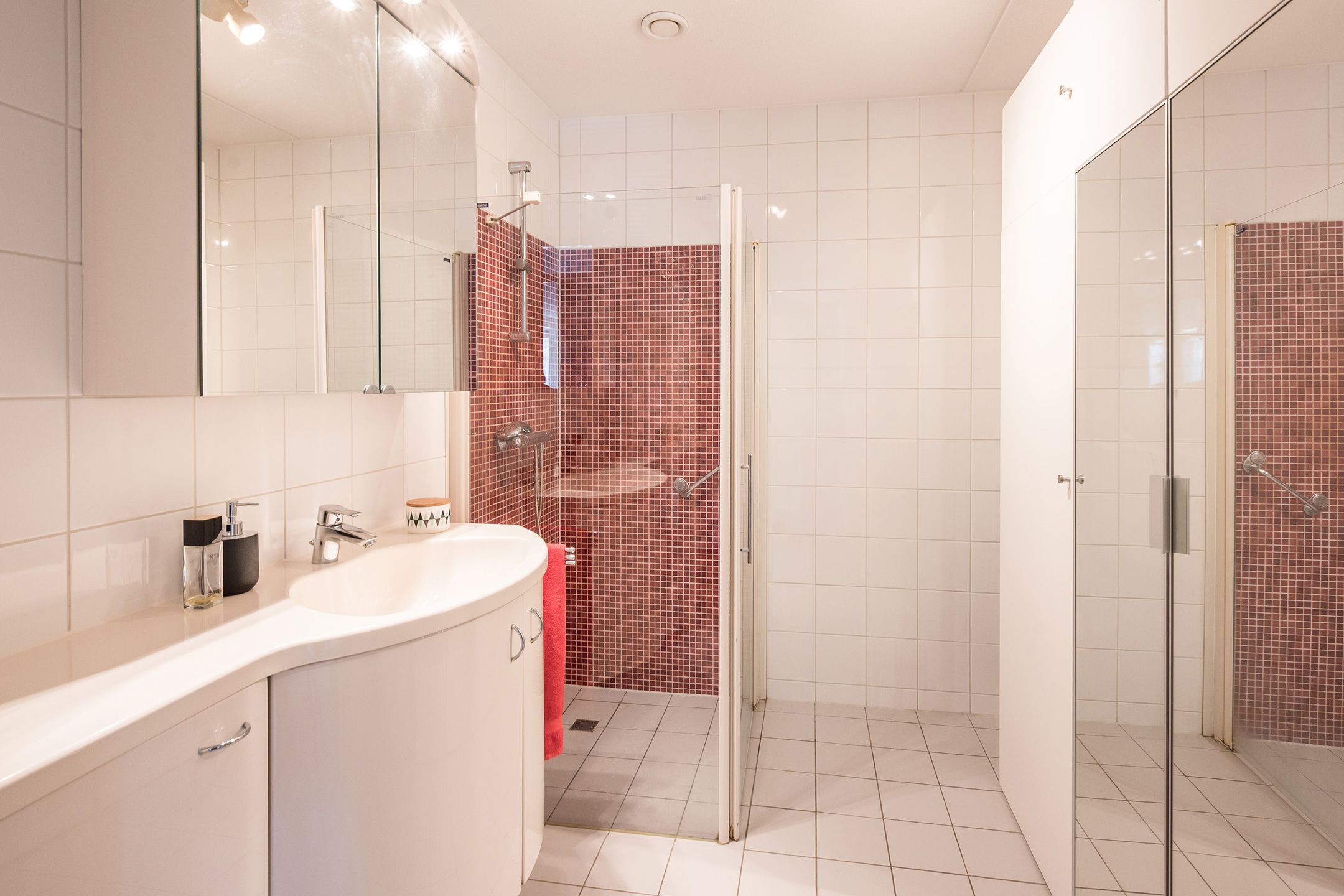 Photo 24 of Provinciënlaan 2-D