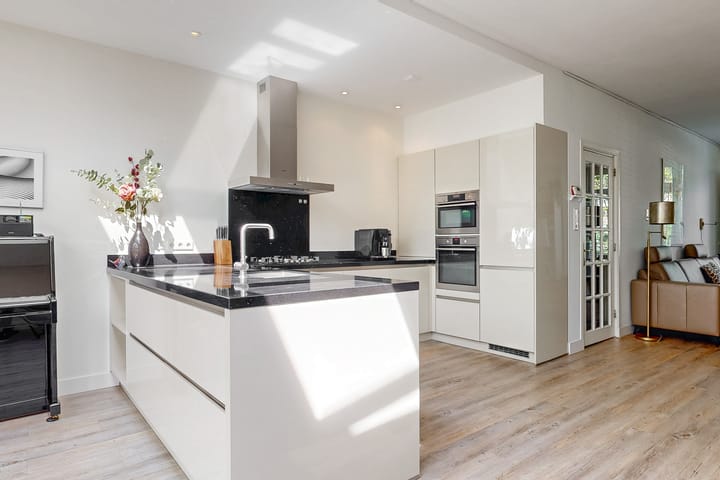 Foto 16 van Oranje Nassaulaan 34