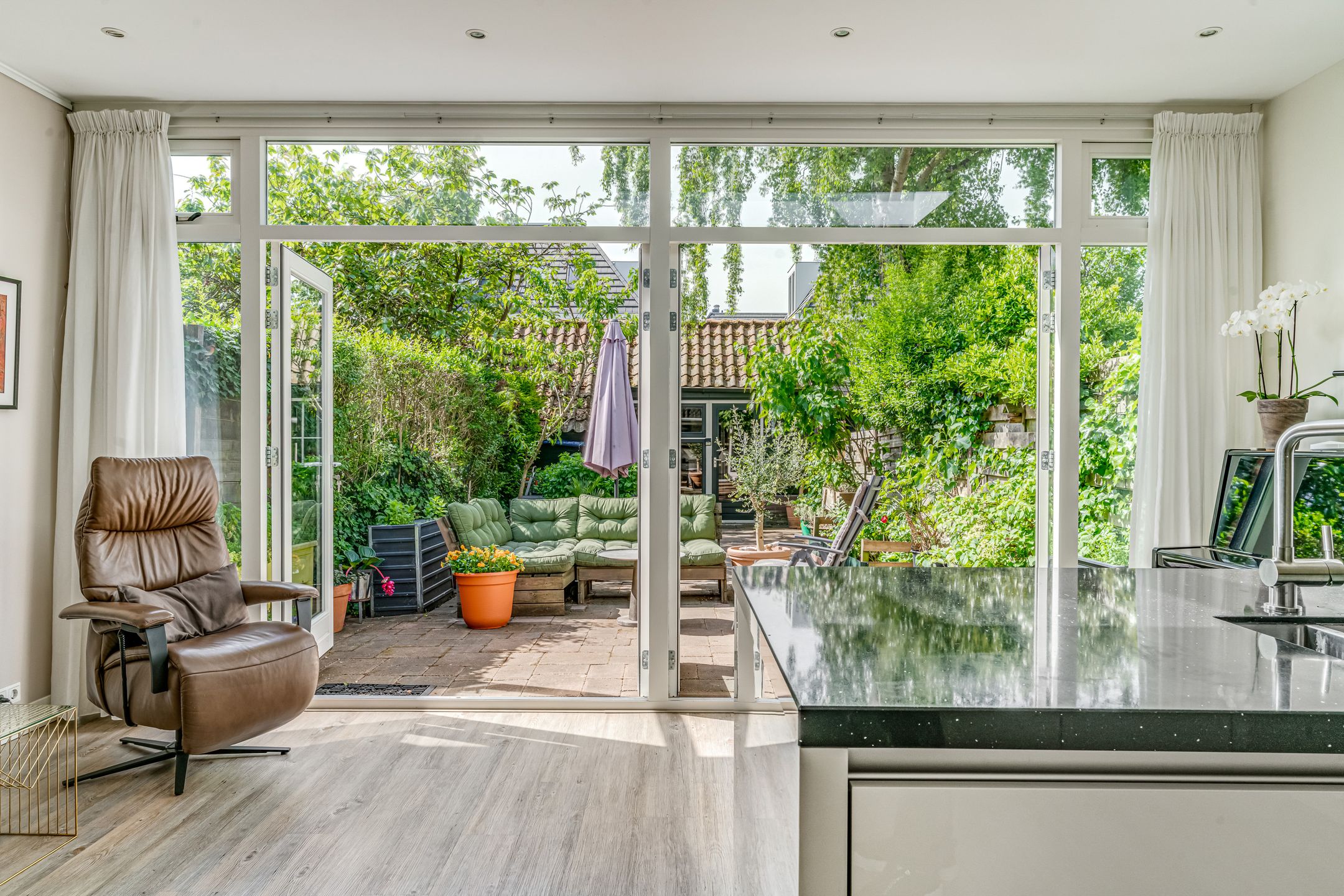 Photo 18 of Oranje Nassaulaan 34