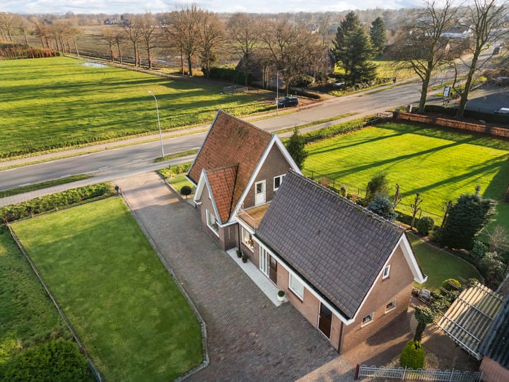 Foto 11 van Hoofdweg 27