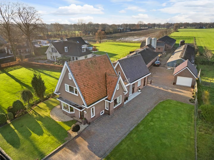 Foto 12 van Hoofdweg 27