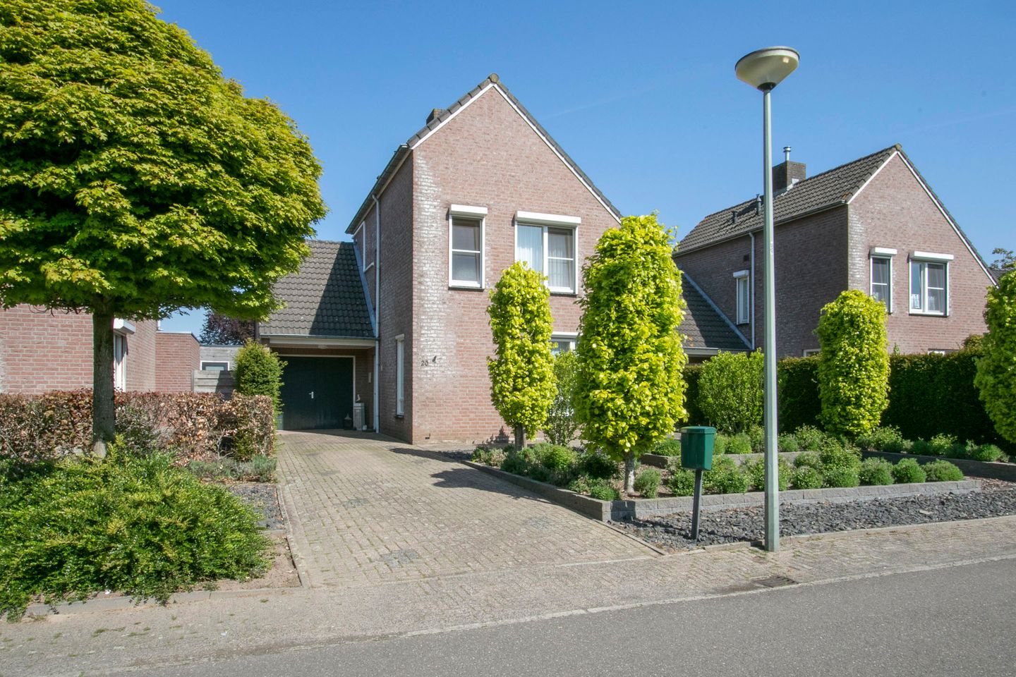 Foto 1 van Carolinenstraat 20