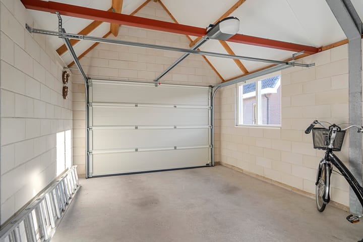 Foto 48 van Hoofdweg 27