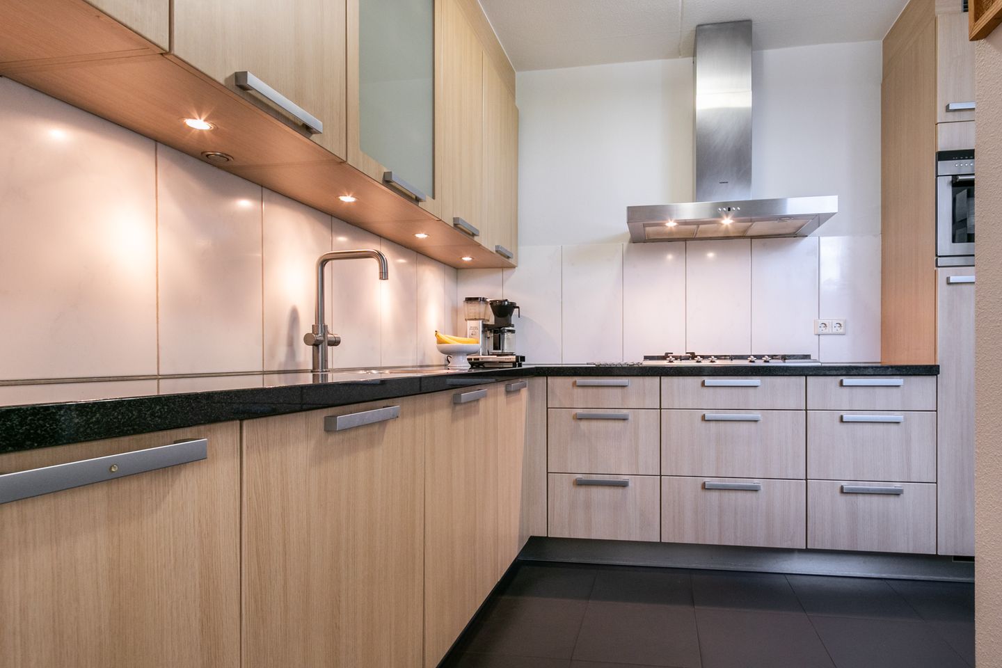 Foto 19 van Carolinenstraat 20