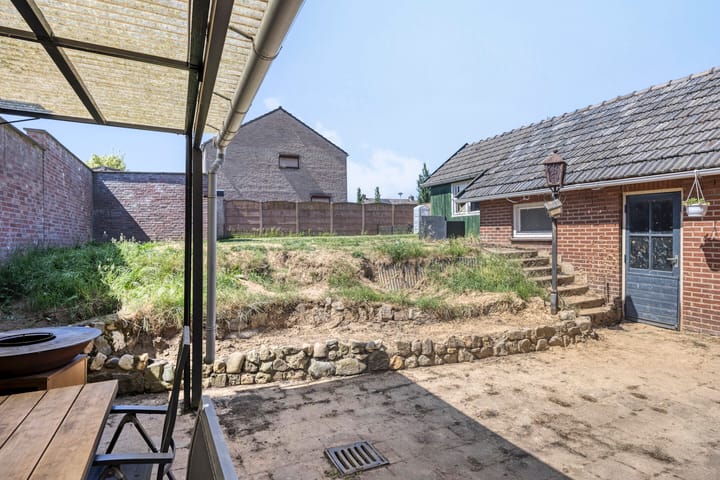 Photo 21 of Veestraat 12-A