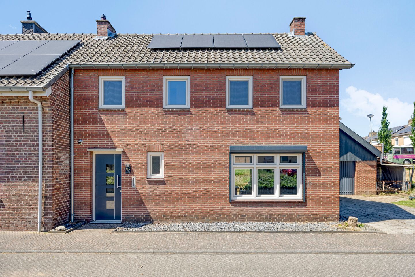 Photo 1 of Veestraat 12-A