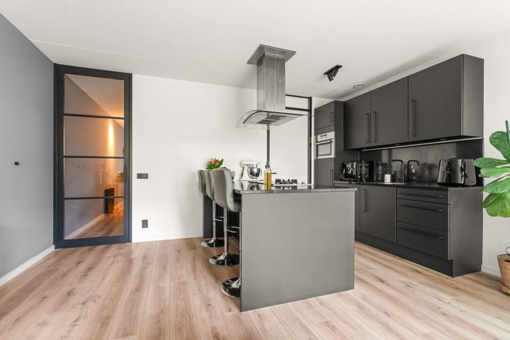 Foto 3 van Rosendaalsestraat 10-2