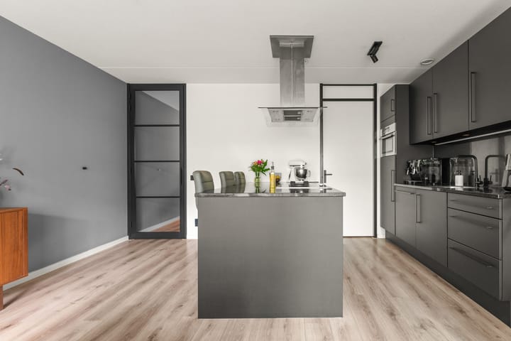 Foto 8 van Rosendaalsestraat 10-2