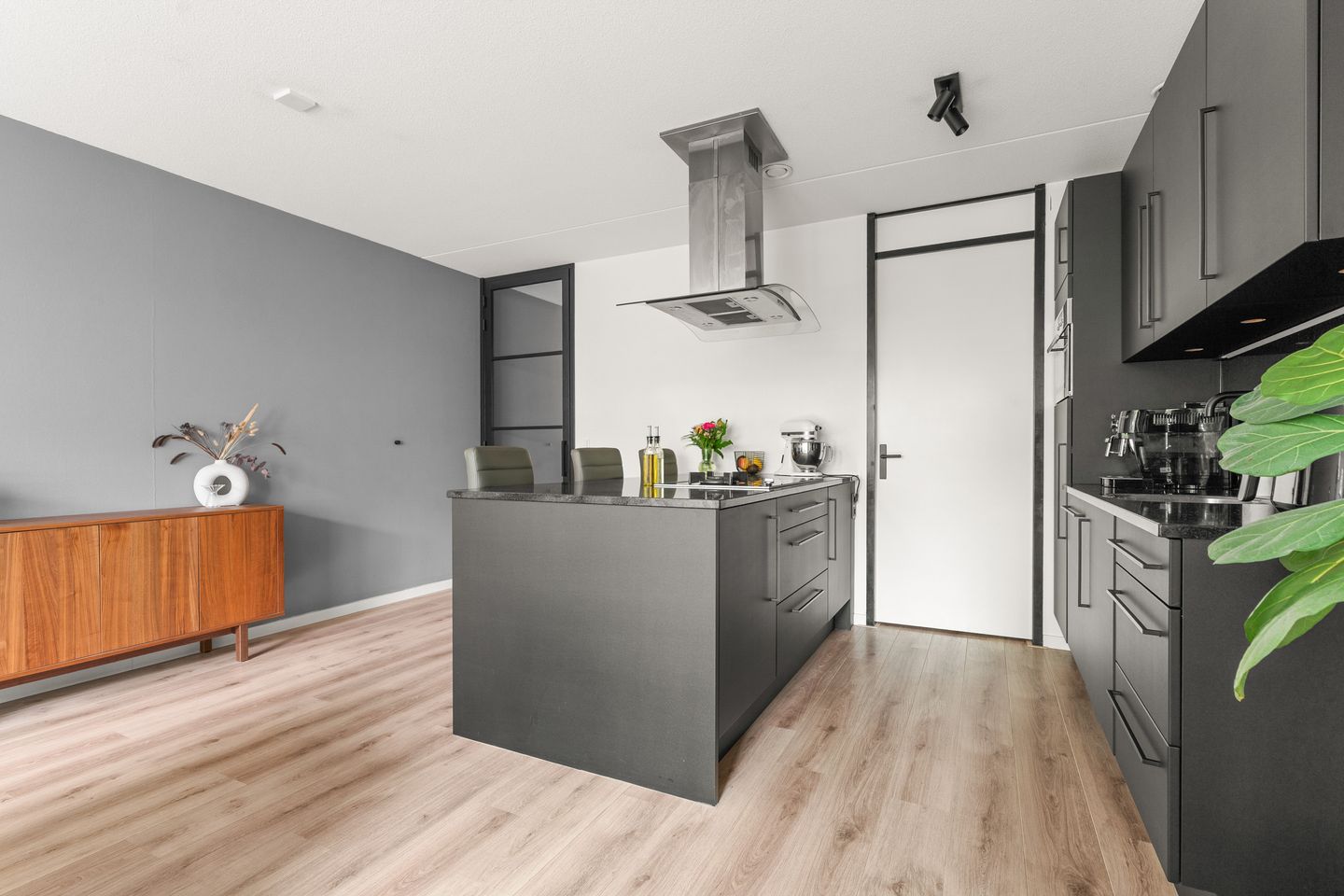 Foto 10 van Rosendaalsestraat 10-2