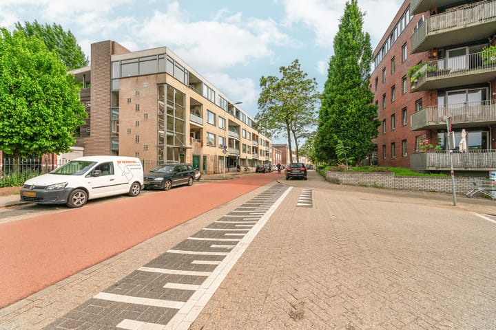 Foto 31 van Rosendaalsestraat 10-2