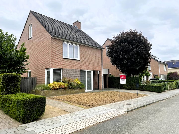 Foto 9 van Brikkenoven 28