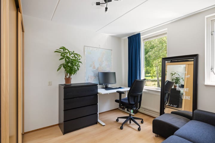 Foto 12 van Kardinaalsmuts 47