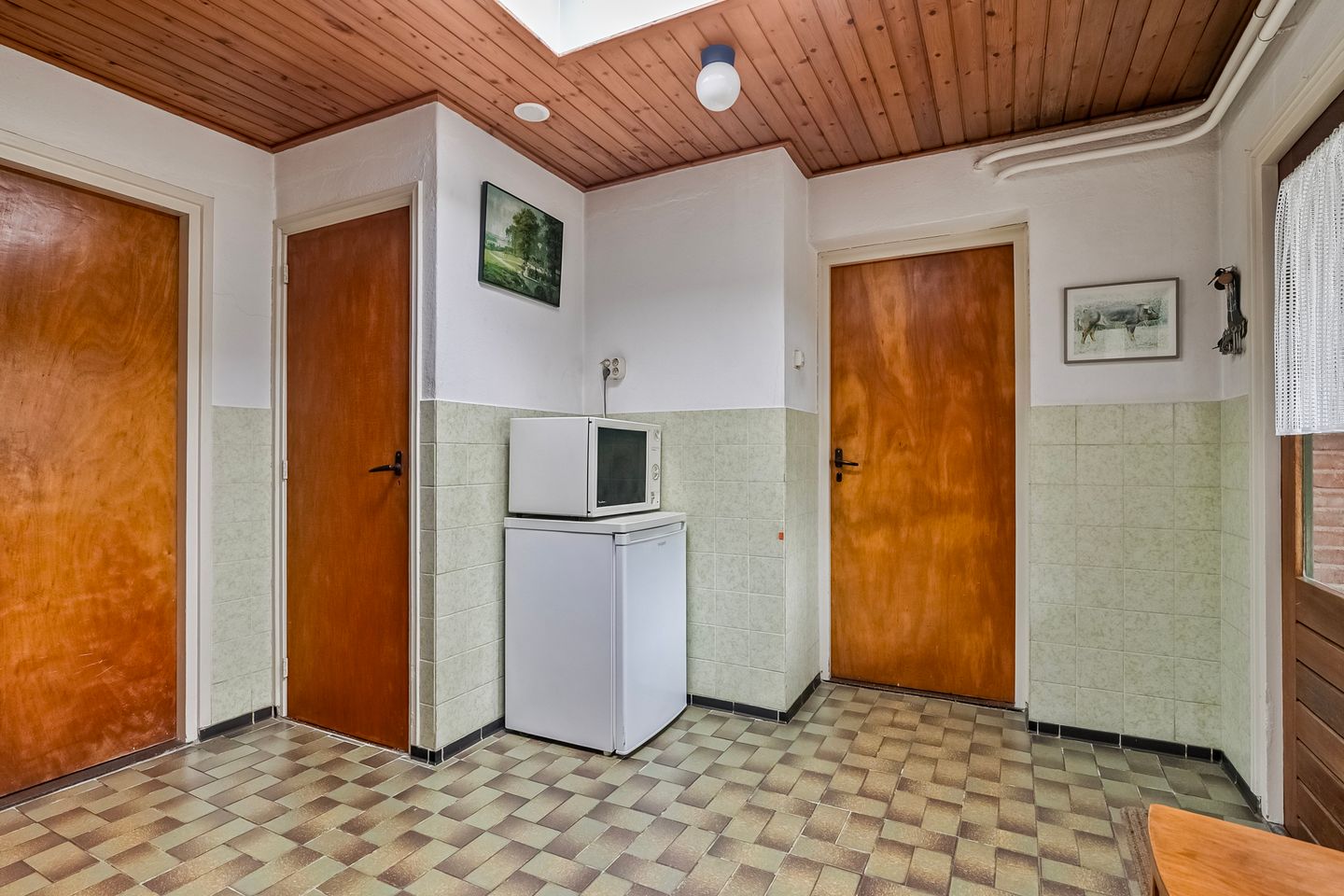 Photo 20 of Brugstraat 8