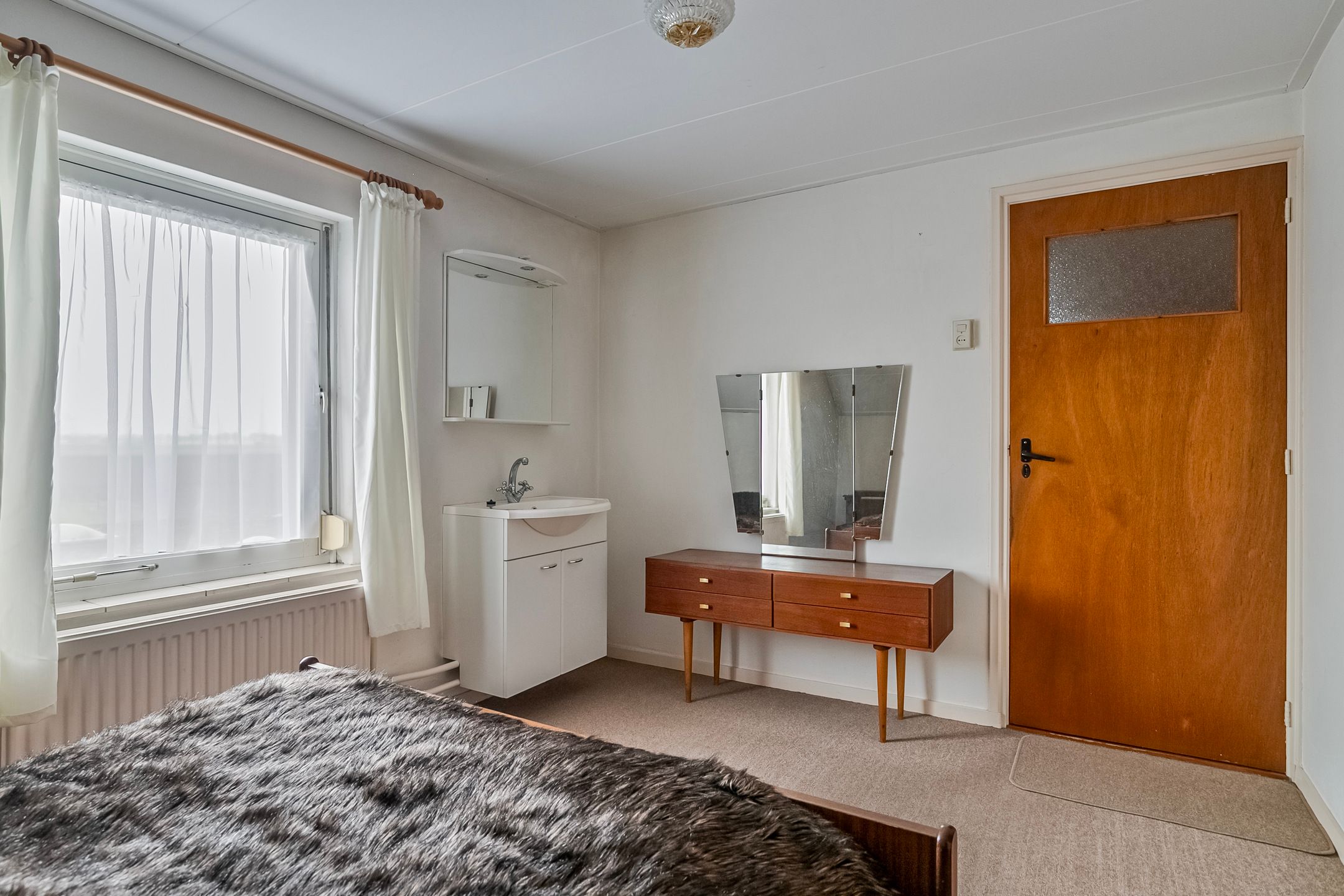 Photo 30 of Brugstraat 8