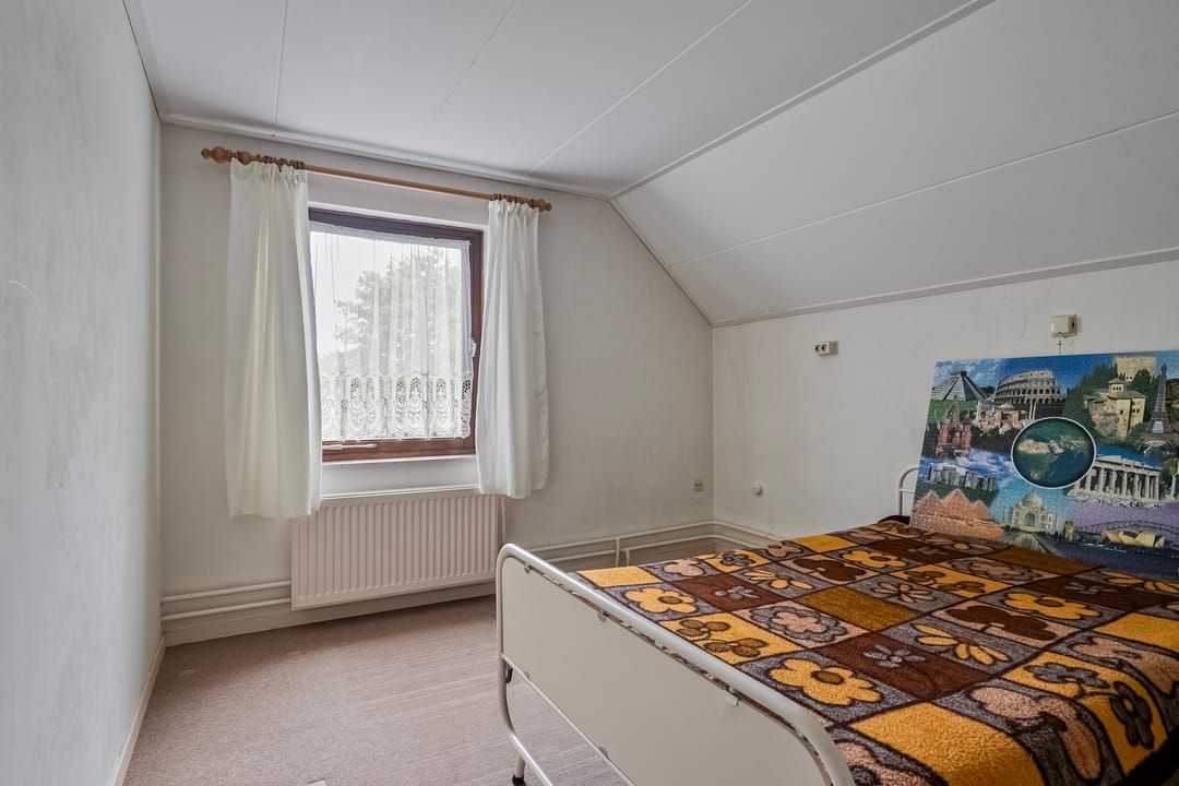 Photo 32 of Brugstraat 8