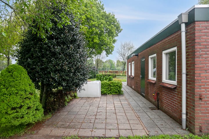 Foto 43 van Brugstraat 8