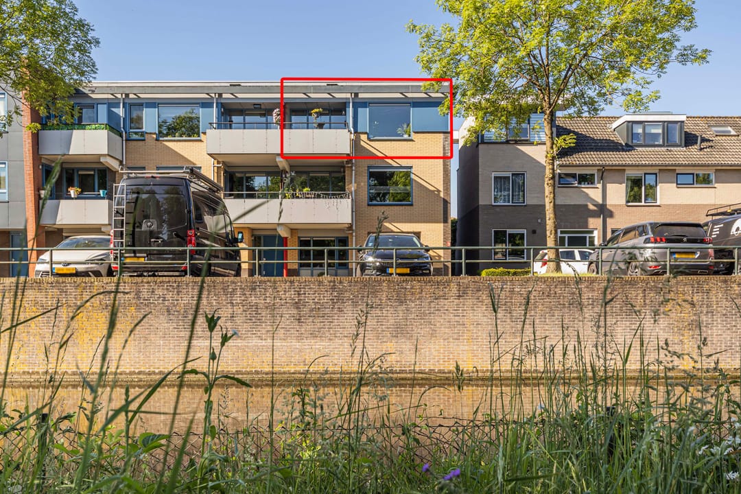 Foto 1 van Weegbree 56