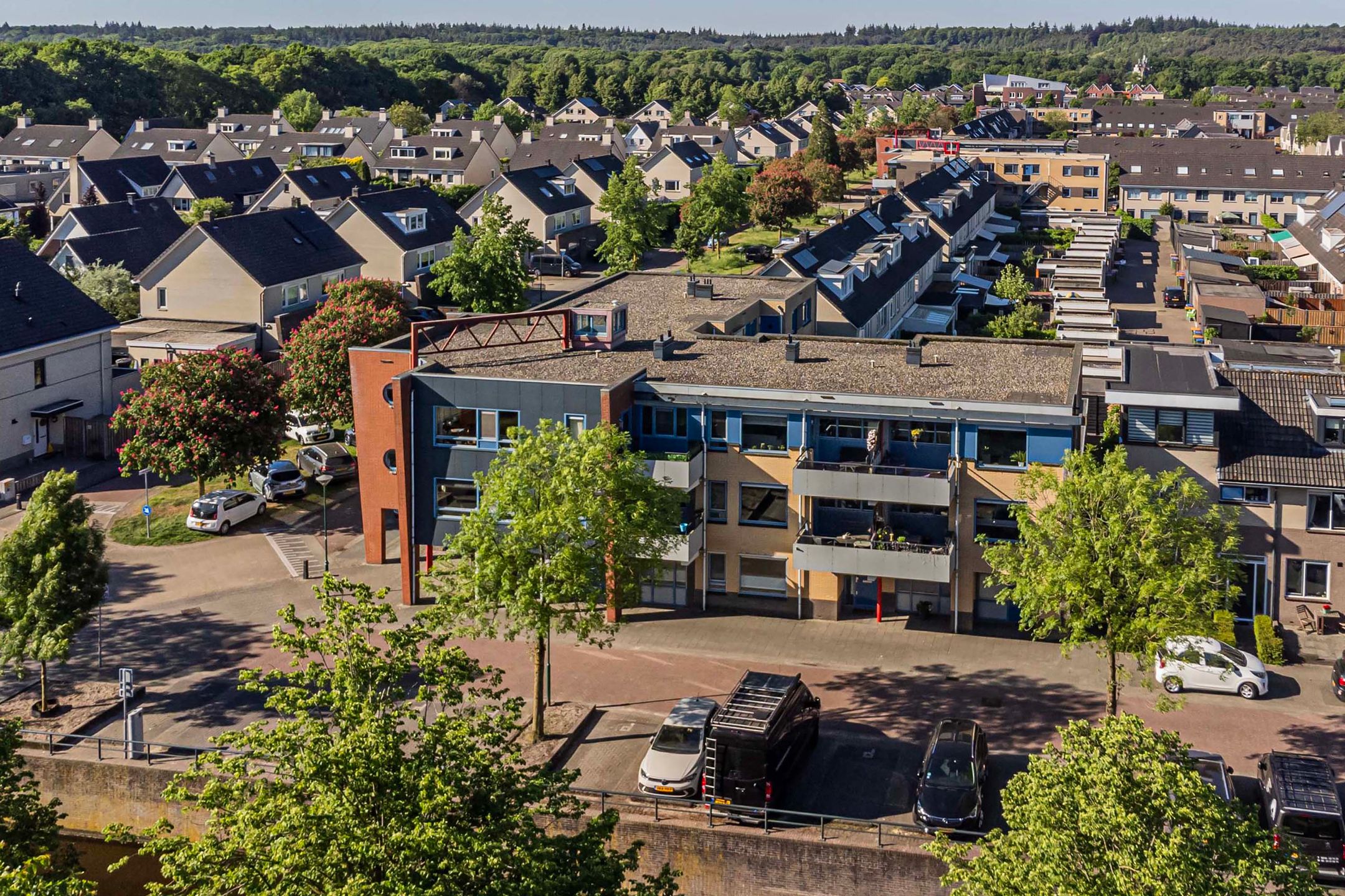 Foto 27 van Weegbree 56