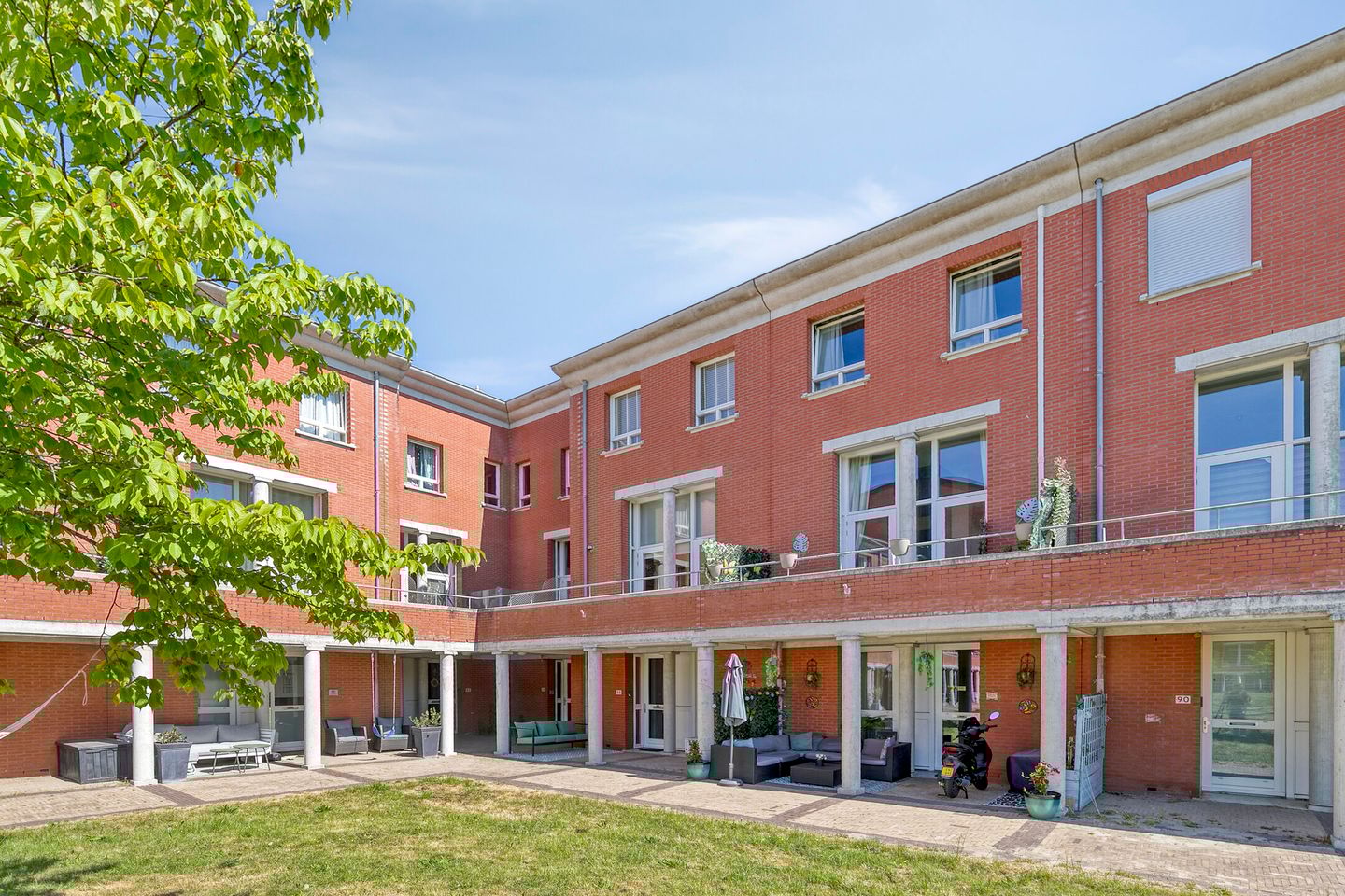 Photo 4 of Lentepark 86