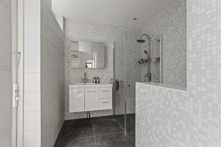 Foto 16 van Rozenstraat 32