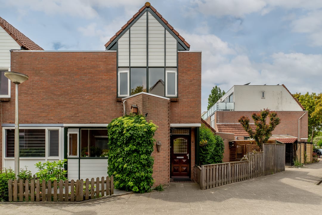 Photo 1 of Esdoornlaan 26