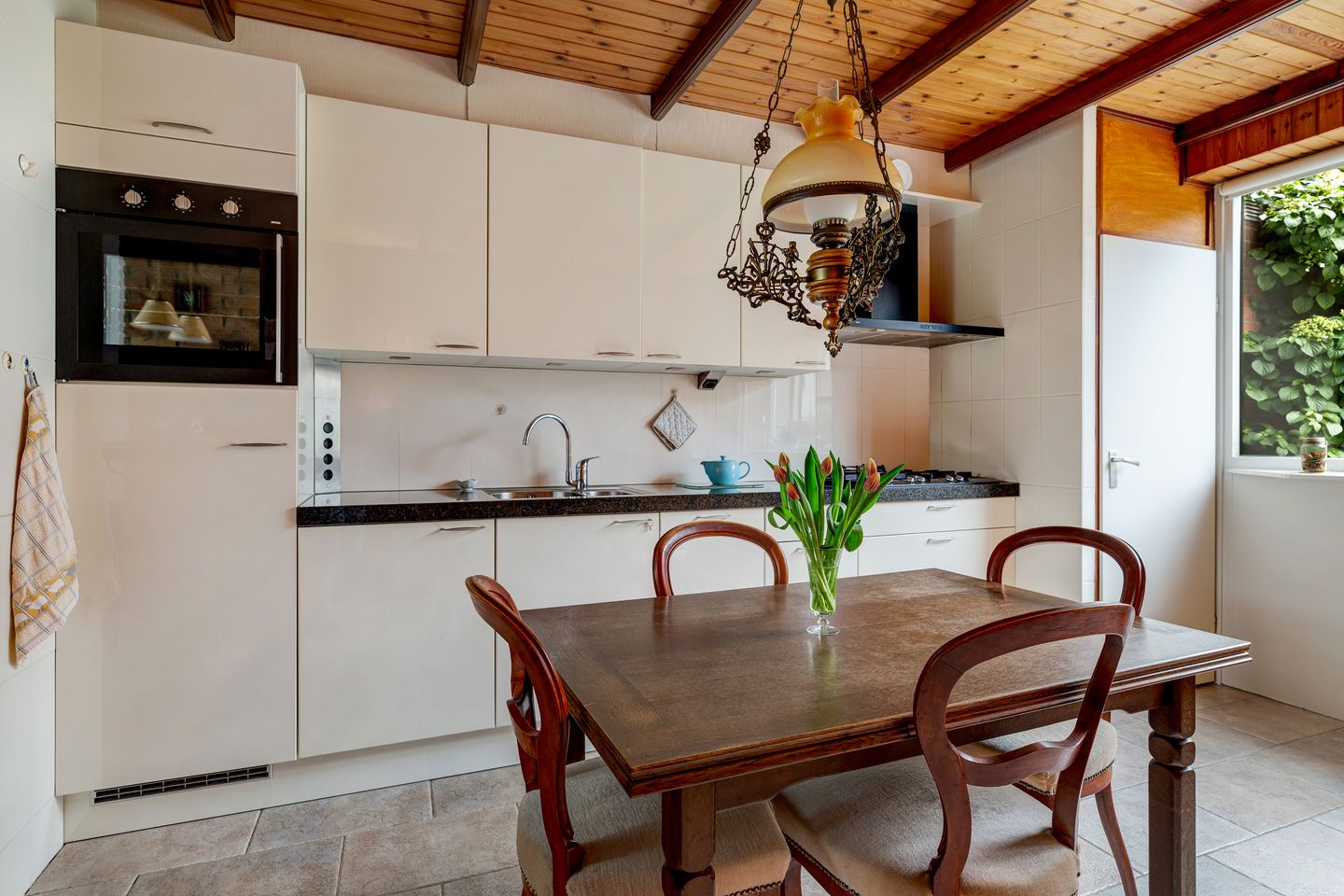 Photo 4 of Esdoornlaan 26