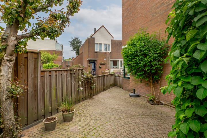 Foto 34 van Esdoornlaan 26