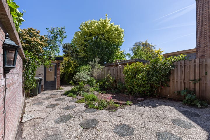 Foto 12 van Middenweg 40-A