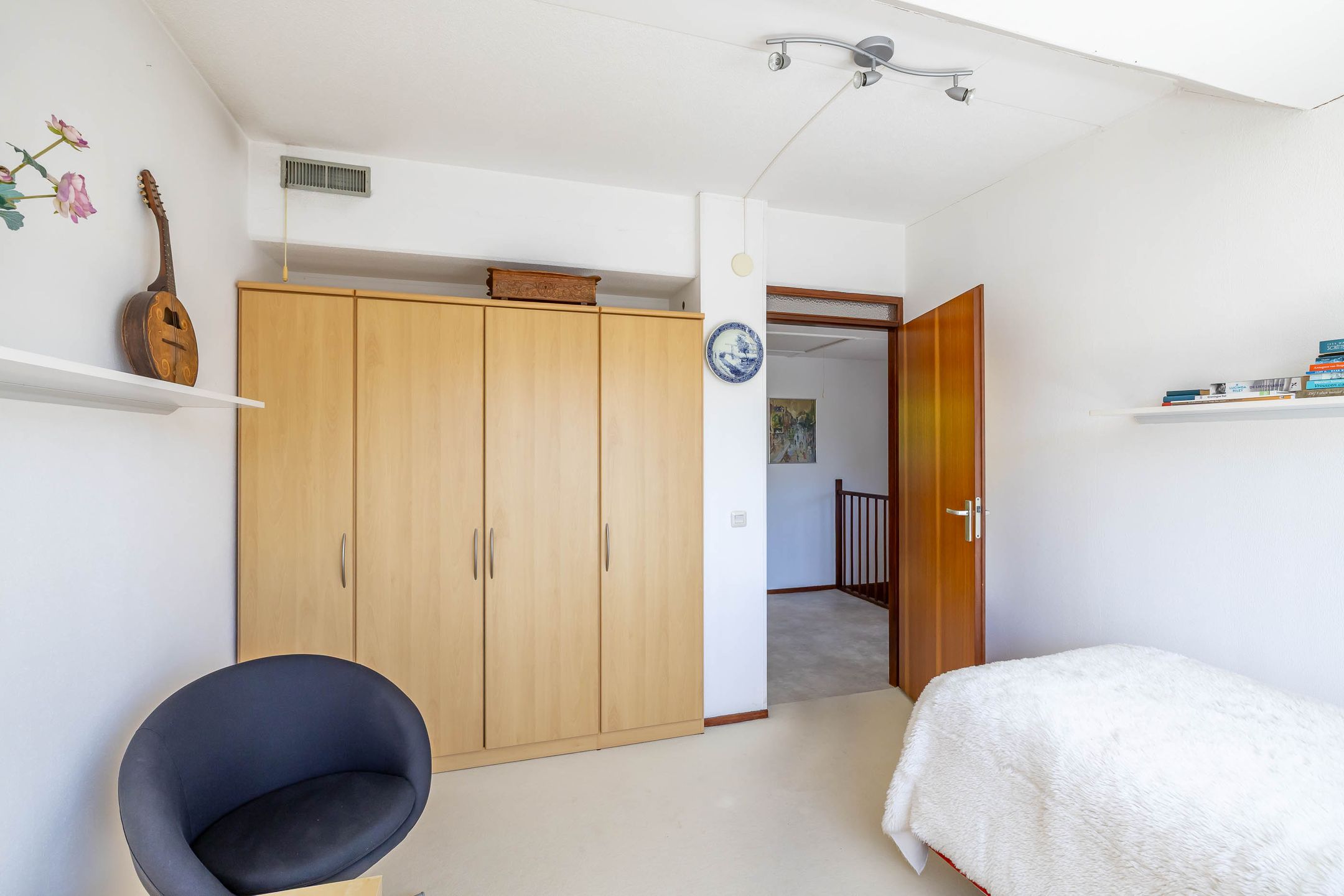 Photo 45 of Nico Rostlaan 13