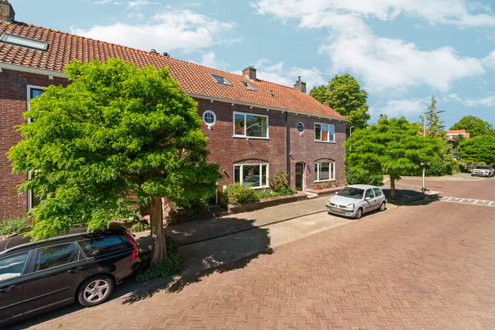 Photo 42 of Gemsstraat 5