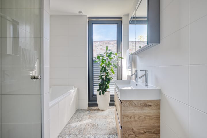 Foto 23 van Mirembelaan 21