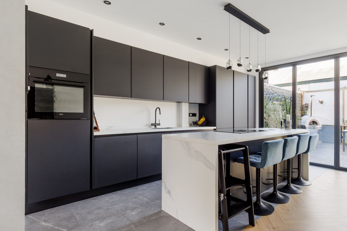 Foto 4 van Floresstraat 120