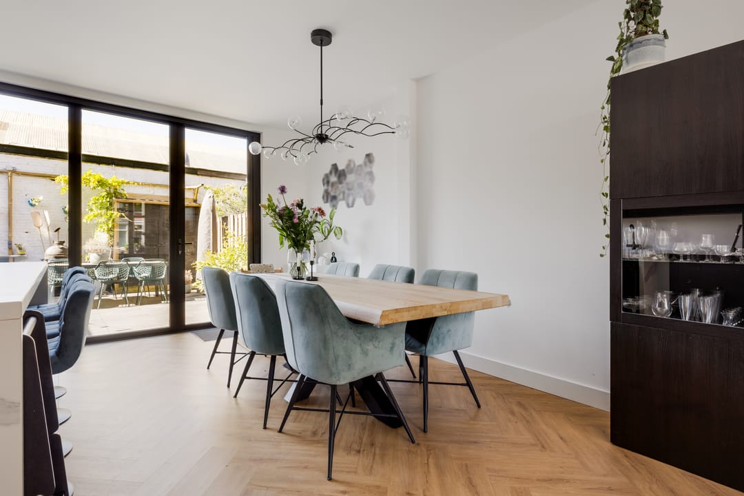 Foto 8 van Floresstraat 120