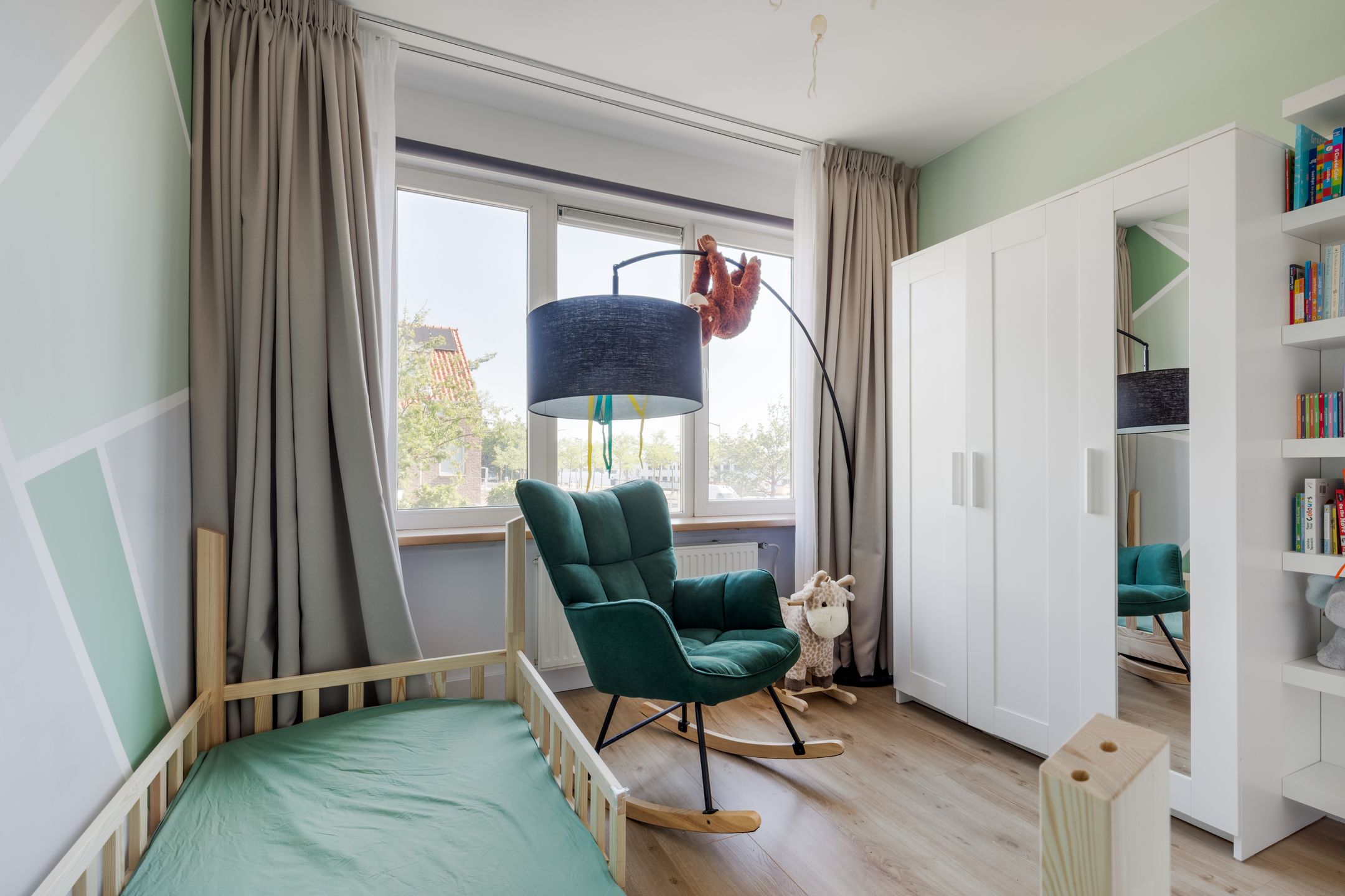 Foto 18 van Floresstraat 120