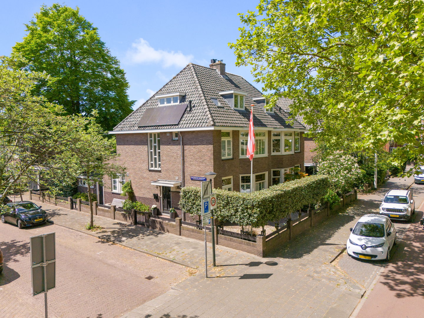 Foto 1 van Burgemeester Palingstraat 2