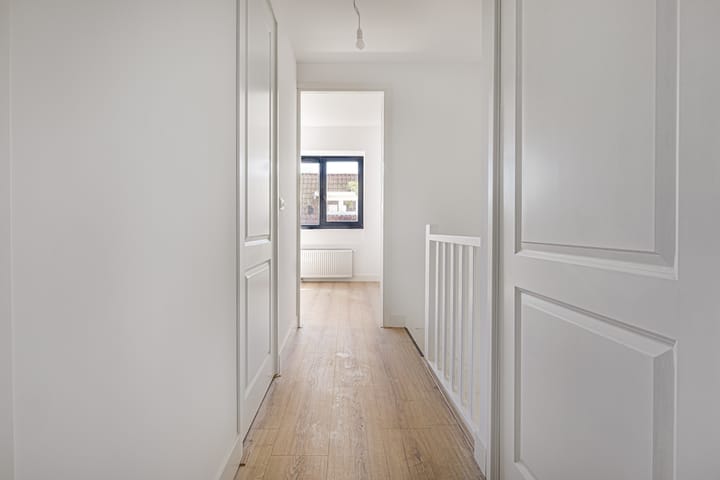 Foto 21 van Linschotenstraat 73