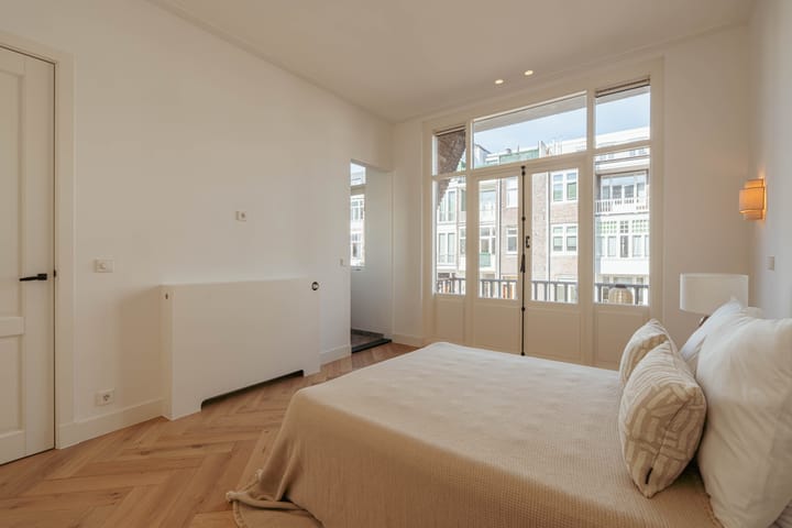 Foto 22 van Ruysdaelstraat 118-B