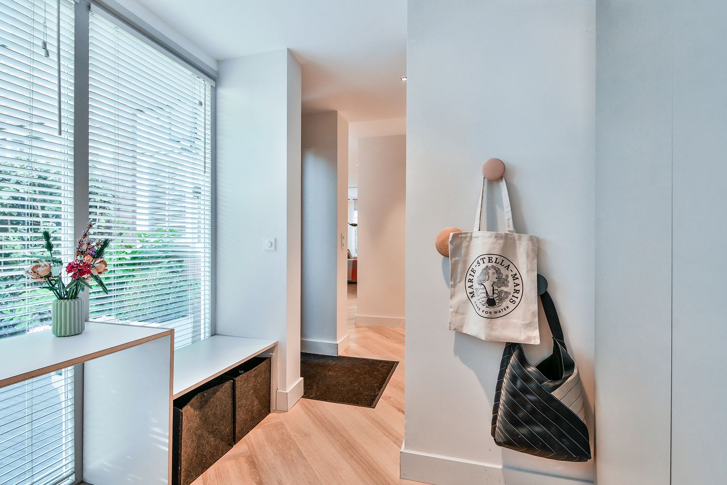 Foto 5 van Mient 104