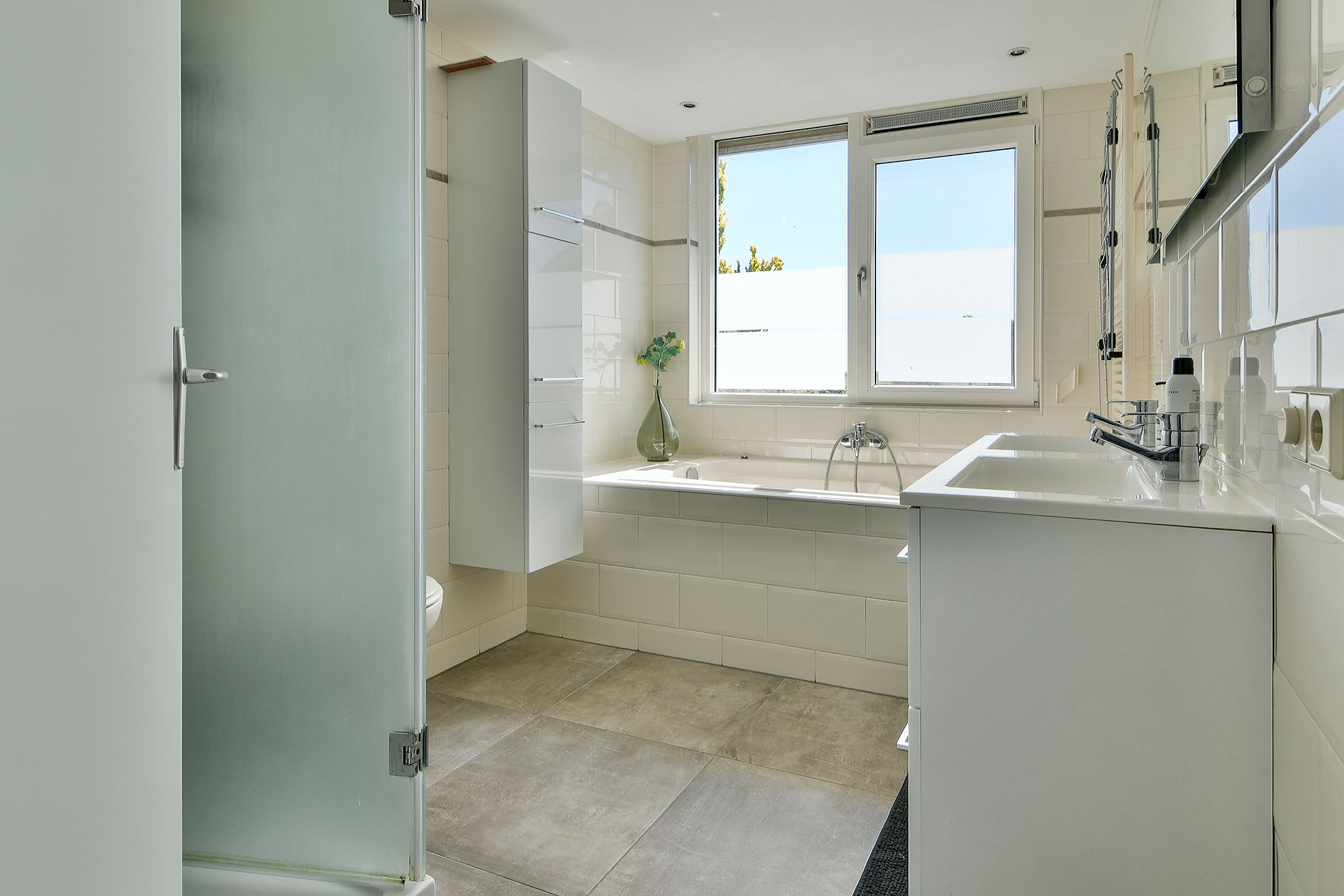 Foto 33 van Mient 104