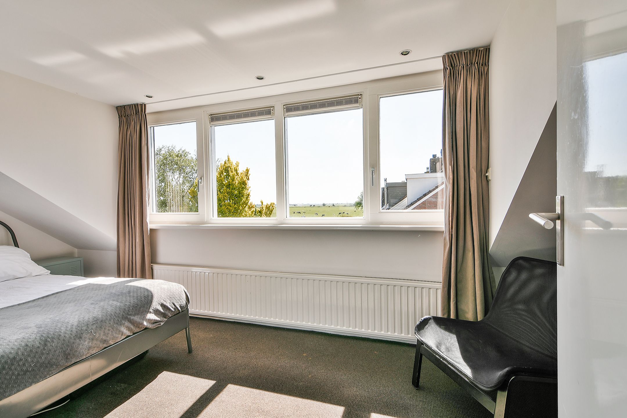 Foto 36 van Mient 104