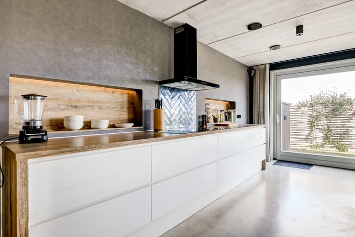 Photo 14 of Westdijk 12-B