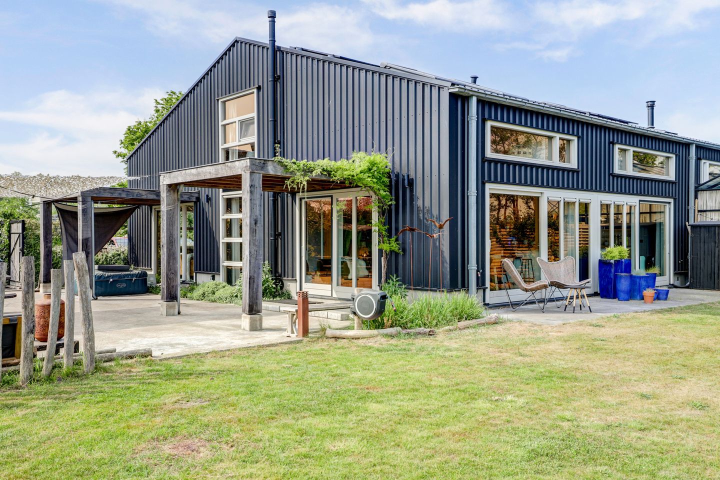 Foto 34 van Westdijk 12-B