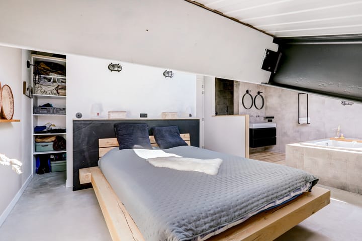 Photo 47 of Westdijk 12-B