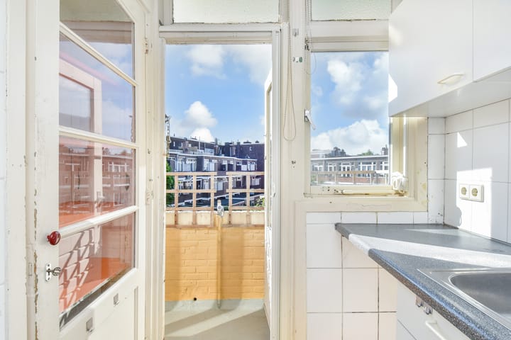 Foto 28 van Amandelstraat 12